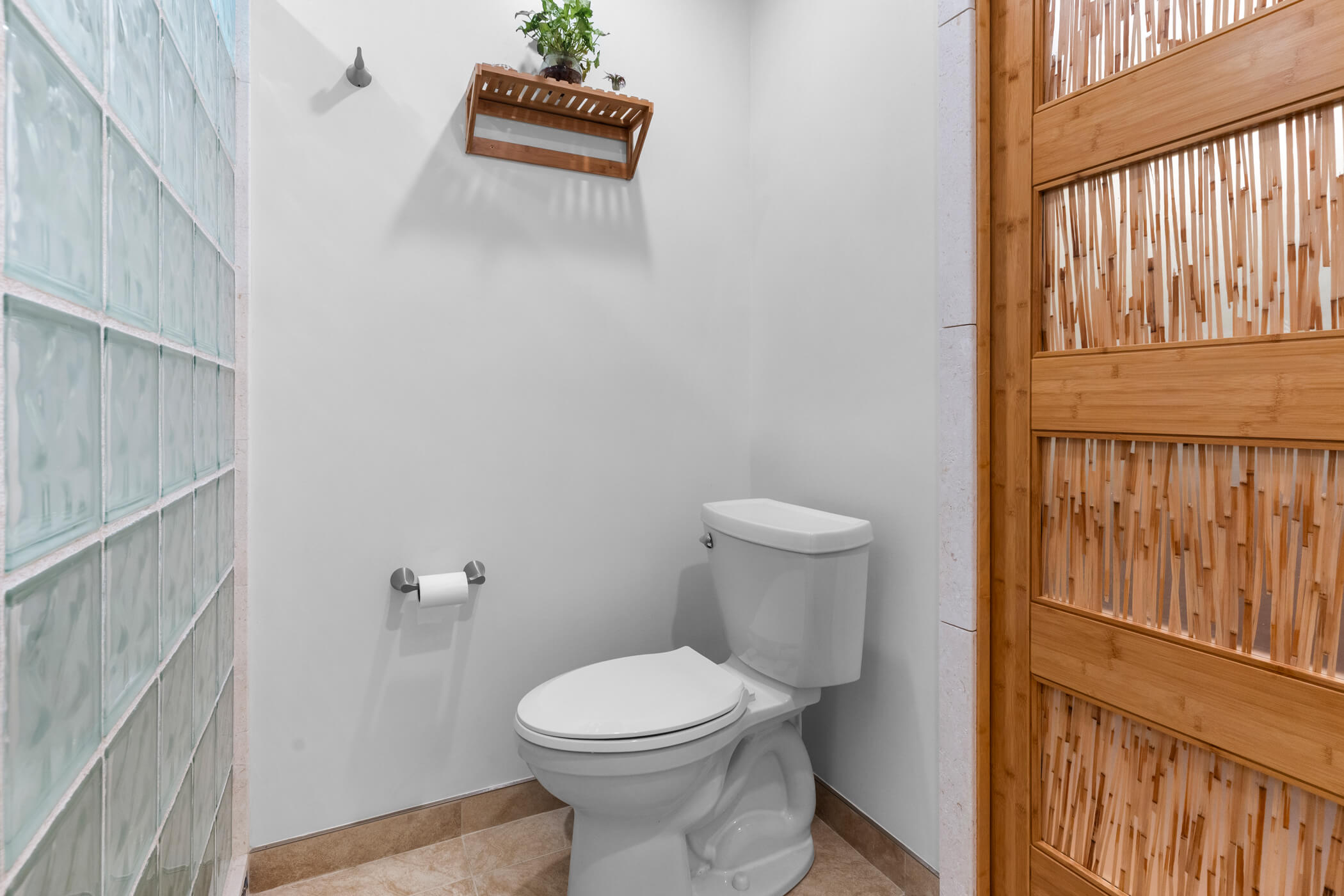 rnd-builders-inc---bathroom-remodelers---ventura-county_54908662400_o