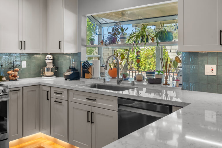 Thousand Oaks kitchen remodel: Sink Corner with Garden Window in Thousand Oaks by RnD Builders Inc