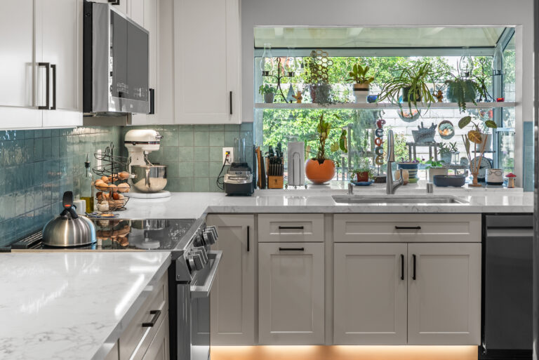Thousand Oaks kitchen remodel: Garden Window Shelf Above the Sink in Thousand Oaks by RnD Builders Inc