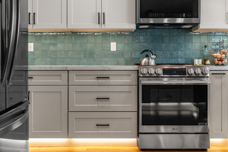 Thousand Oaks kitchen remodel: Range Base Drawers with Black Bar Pulls in Thousand Oaks by RnD Builders Inc