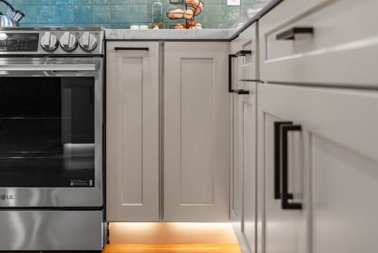 Shaker Cabinet Doors Beside the Range with gray shaker cabinet doors in Thousand Oaks by RnD Builders Inc